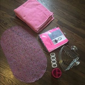 Betsey Johnson Bathroom / Shower Set